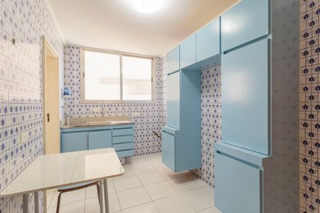 Apartamento à venda com 67m², 2 quartos e 1 vaga Apartamento à venda com 67m², 2 quartos e 1 vagaCozinha