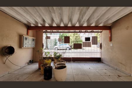 Casa à venda com 139m², 2 quartos e 2 vagasGaragem