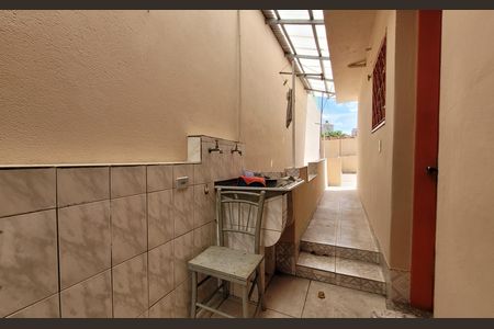 Casa à venda com 139m², 2 quartos e 2 vagasArea de serviço