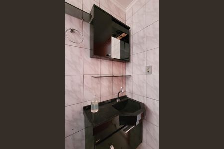 Casa à venda com 139m², 2 quartos e 2 vagasBanheiro
