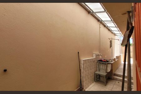 Casa à venda com 139m², 2 quartos e 2 vagasVista