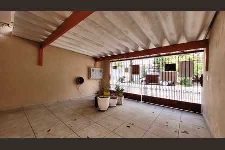 Casa à venda com 139m², 2 quartos e 2 vagasGaragem