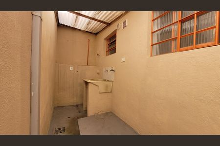 Casa à venda com 139m², 2 quartos e 2 vagasLavanderia - Casa 2