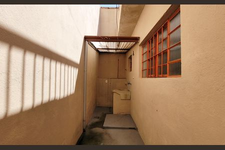 Casa à venda com 139m², 2 quartos e 2 vagasLavanderia - Casa 2