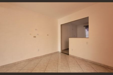 Casa à venda com 139m², 2 quartos e 2 vagasSala