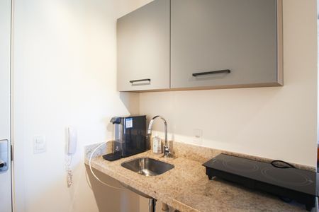 Studio para alugar com 28m², 1 quarto e sem vaga Studio para alugar com 28m², 1 quarto e sem vagaCozinha