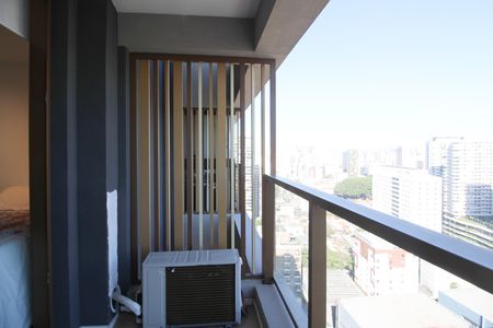 Studio para alugar com 28m², 1 quarto e sem vaga Studio para alugar com 28m², 1 quarto e sem vagaVaranda