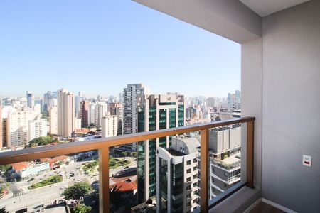 Varanda de kitnet/studio para alugar com 1 quarto, 28m² em Vila Nova Conceição, São Paulo