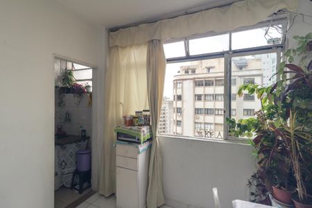 Studio à venda com 30m², 1 quarto e sem vaga Studio à venda com 30m², 1 quarto e sem vagaSala