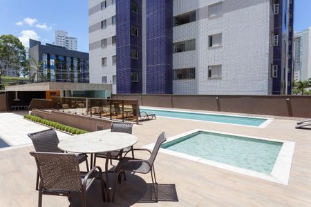 Apartamento para alugar com 279m², 4 quartos e 5 vagasPiscina