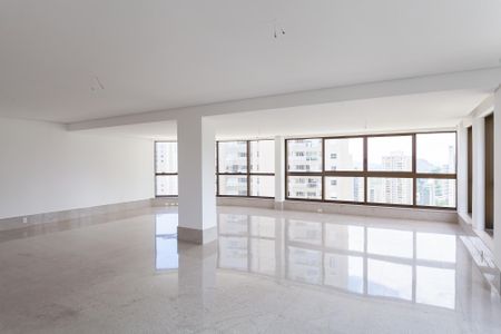 Apartamento para alugar com 279m², 4 quartos e 5 vagassala
