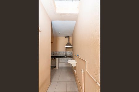 Casa para alugar com 100m², 2 quartos e 1 vagaÁrea de Serviço