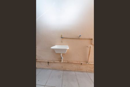 Casa para alugar com 100m², 2 quartos e 1 vagaÁrea de Serviço