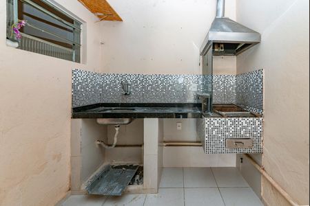 Casa para alugar com 100m², 2 quartos e 1 vagaÁrea gourmet