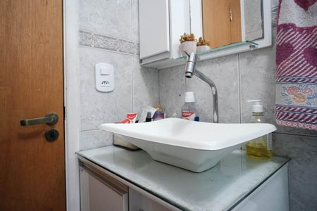 Apartamento à venda com 55m², 2 quartos e 1 vagaBanheiro