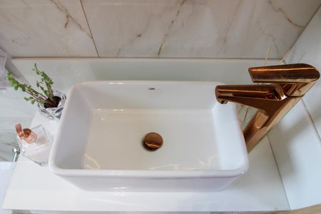 Apartamento à venda com 210m², 4 quartos e 2 vagasBanheiro da Suíte 1