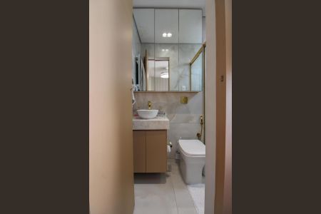 Apartamento à venda com 210m², 4 quartos e 2 vagasBanheiro da Suíte 3