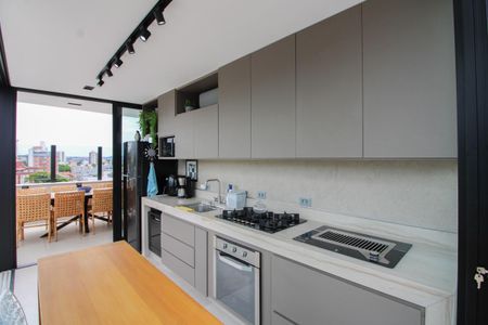 Apartamento à venda com 210m², 4 quartos e 2 vagasCobertura