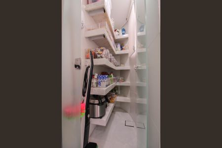 Apartamento à venda com 210m², 4 quartos e 2 vagasCozinha - Despensa