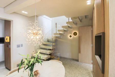 Apartamento à venda com 210m², 4 quartos e 2 vagasSala