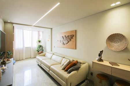 Apartamento à venda com 210m², 4 quartos e 2 vagasSala