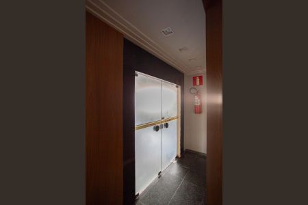 Apartamento à venda com 210m², 4 quartos e 2 vagasÁrea comum - Salão de festas