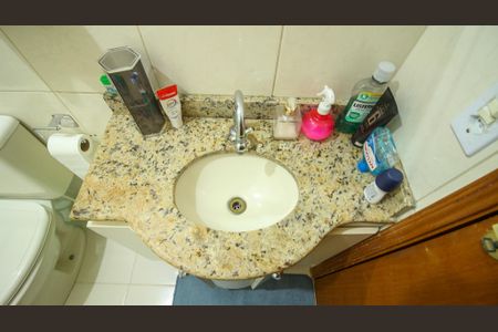 Casa à venda com 96m², 2 quartos e 2 vagas Casa à venda com 96m², 2 quartos e 2 vagasBanheiro 2