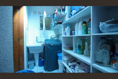 Casa à venda com 96m², 2 quartos e 2 vagas Casa à venda com 96m², 2 quartos e 2 vagasDespensa