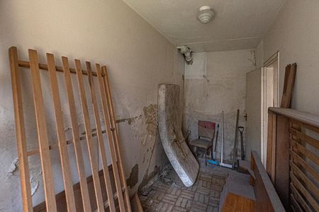 Casa à venda com 212m², 4 quartos e 4 vagasQuarto de Serviço