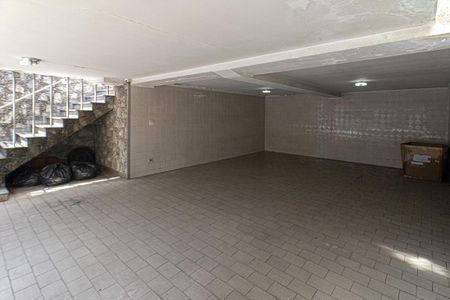 Casa à venda com 212m², 4 quartos e 4 vagasGaragem