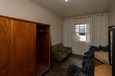 Casa à venda com 212m², 4 quartos e 4 vagasQuarto 1