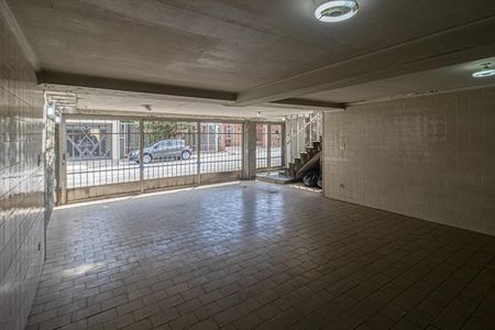 Casa à venda com 212m², 4 quartos e 4 vagasGaragem