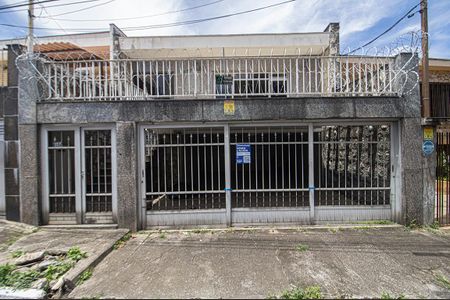 Casa à venda com 212m², 4 quartos e 4 vagasPlaca 