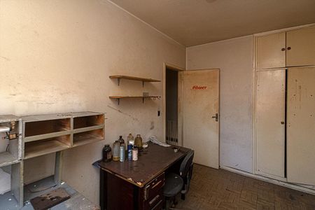 Casa à venda com 212m², 4 quartos e 4 vagasQuarto 2 Edícula