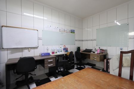 Casa à venda com 189m², 3 quartos e 4 vagas Área Comum - Copa/Salão