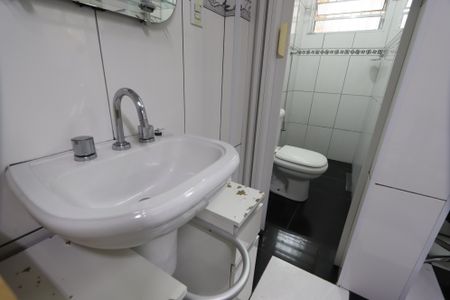 Casa à venda com 189m², 3 quartos e 4 vagasBanheiro 2