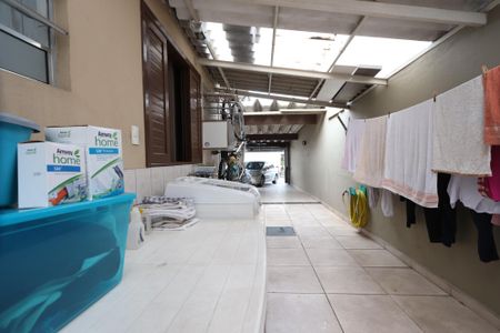 Casa à venda com 189m², 3 quartos e 4 vagasÁrea de serviço - Lavanderia