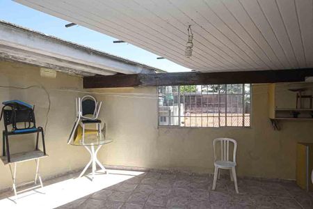 Casa à venda com 75m², 3 quartos e 1 vaga Casa à venda com 75m², 3 quartos e 1 vagaTerraço e Área de Serviço