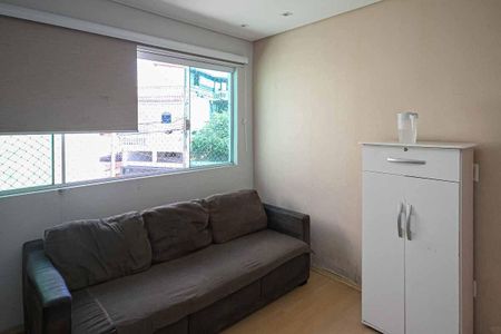 Casa à venda com 75m², 3 quartos e 1 vaga Casa à venda com 75m², 3 quartos e 1 vagaSala