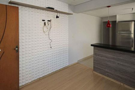 Casa à venda com 75m², 3 quartos e 1 vaga Casa à venda com 75m², 3 quartos e 1 vagaSala