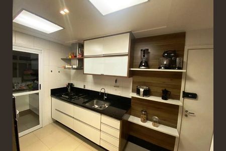 Apartamento à venda com 118m², 3 quartos e 2 vagas
