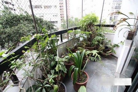 Apartamento à venda com 138m², 4 quartos e 2 vagas