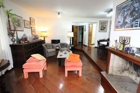 Apartamento à venda com 138m², 4 quartos e 2 vagas