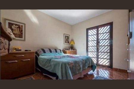 Casa à venda com 150m², 3 quartos e 2 vagas