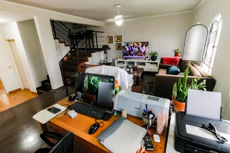 Casa à venda com 227m², 3 quartos e 4 vagasSala