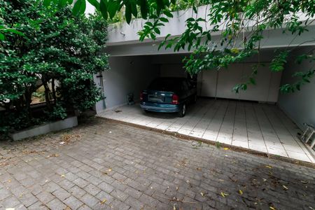 Casa à venda com 227m², 3 quartos e 4 vagasGaragem