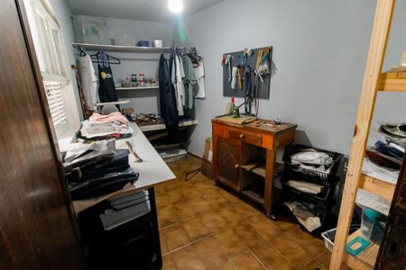 Casa à venda com 227m², 3 quartos e 4 vagasQuarto de Serviço