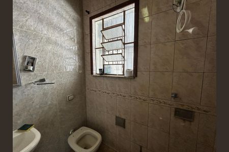 Casa à venda com 150m², 4 quartos e 10 vagasBanheiro