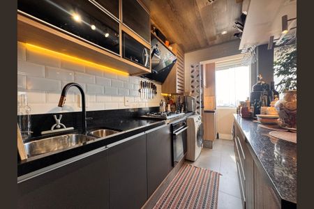 Apartamento à venda com 65m², 2 quartos e 2 vagasCozinha