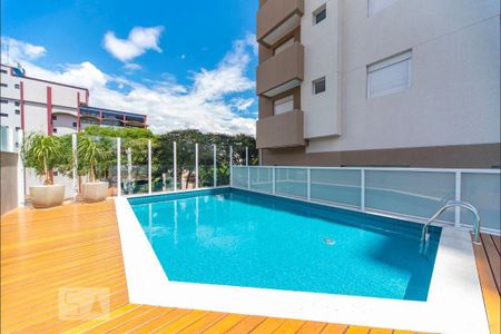Apartamento à venda com 65m², 2 quartos e 2 vagasÁrea comum - Piscina